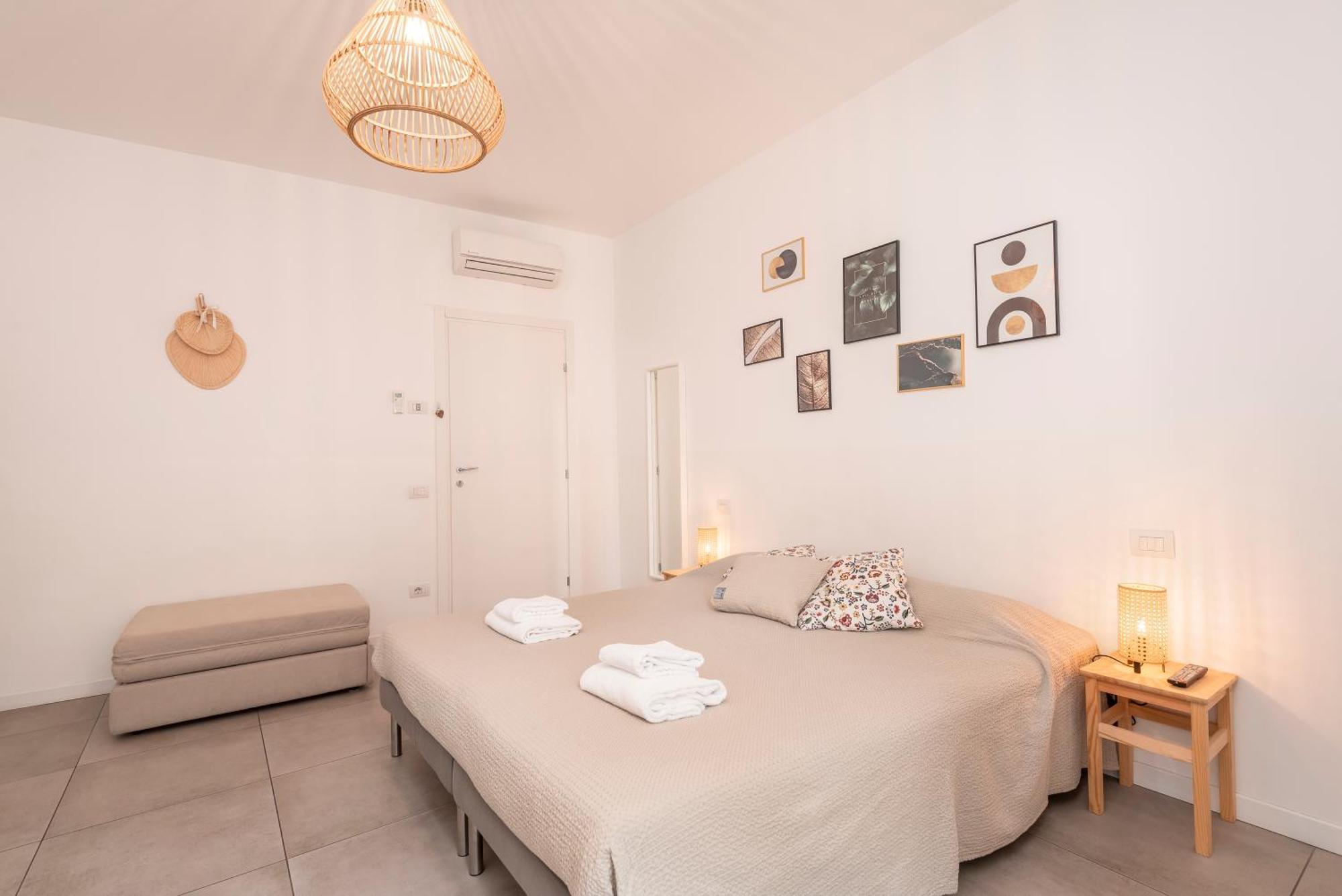 Guesthouse Tree Rooms Modern Bergamo Exterior photo